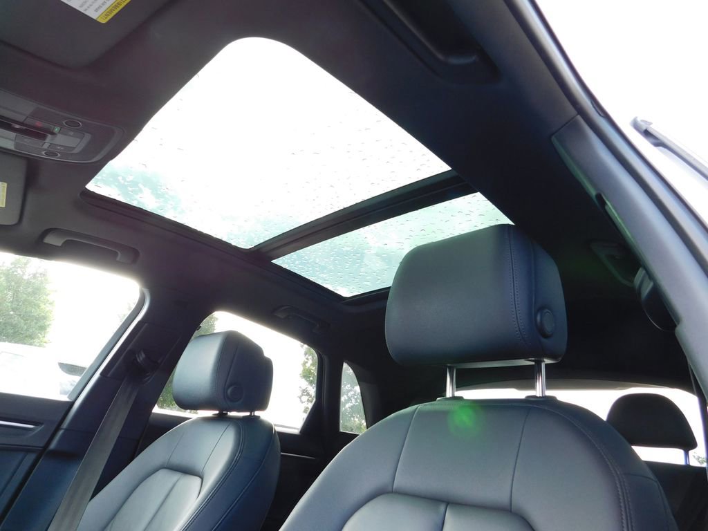 Used 2023 Audi Q3 2.0T Premium image 18