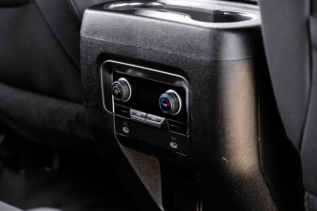 Used 2023 Chevrolet Suburban LS image 37