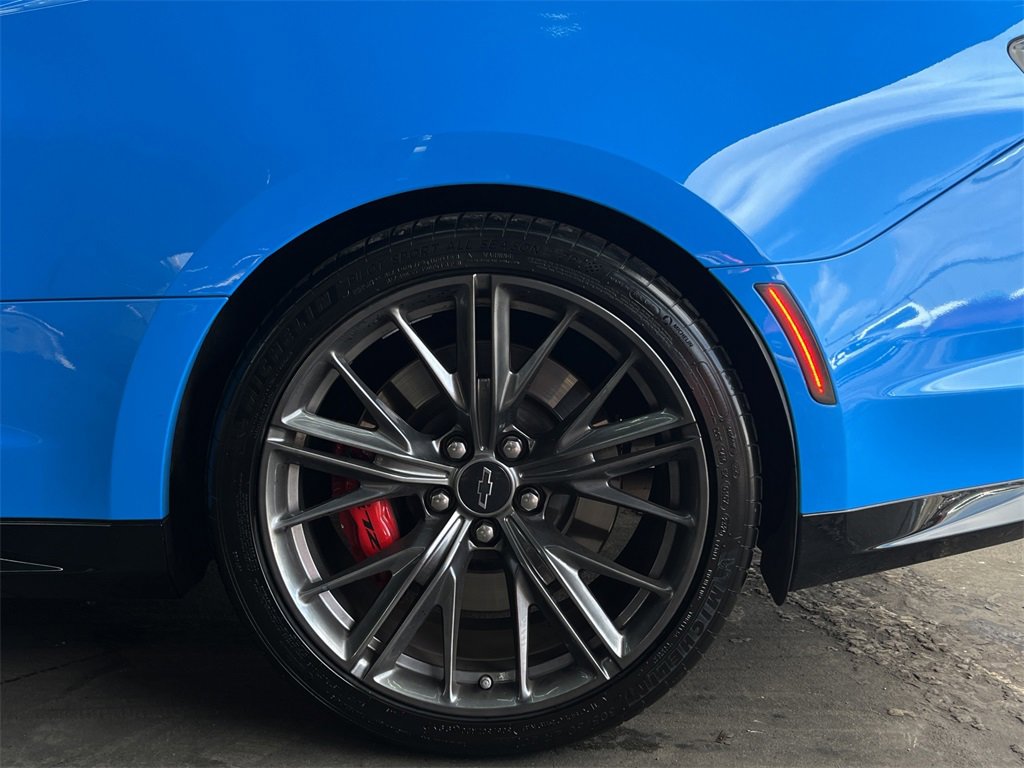 Used 2023 Chevrolet Camaro ZL1 image 19