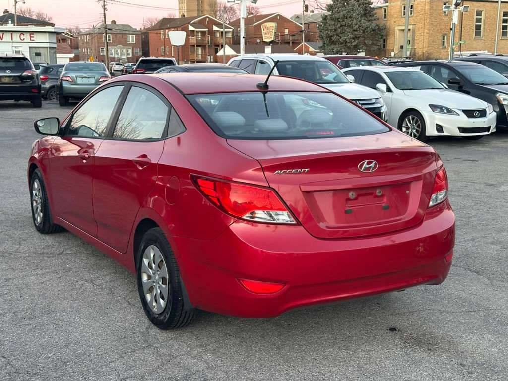 Used 2015 Hyundai Accent GLS image 8