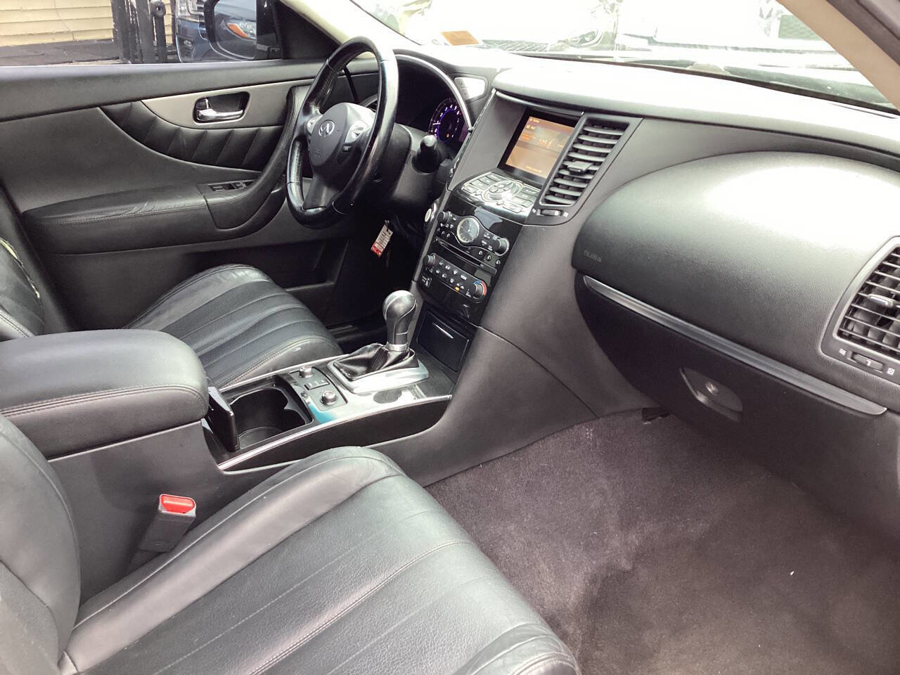 Used 2014 INFINITI QX70 2WD image 24