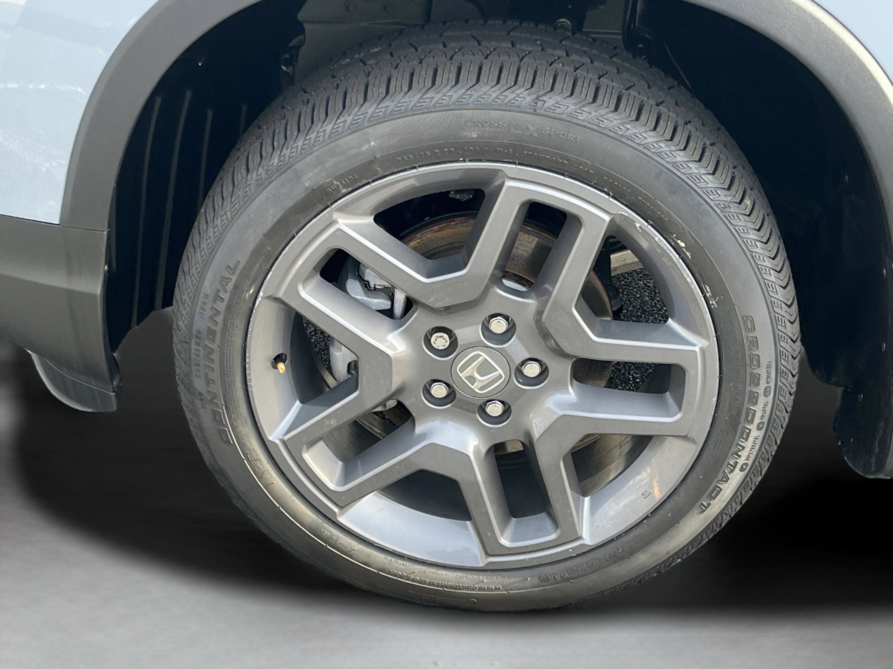 Used 2023 Honda Passport EX-L image 34