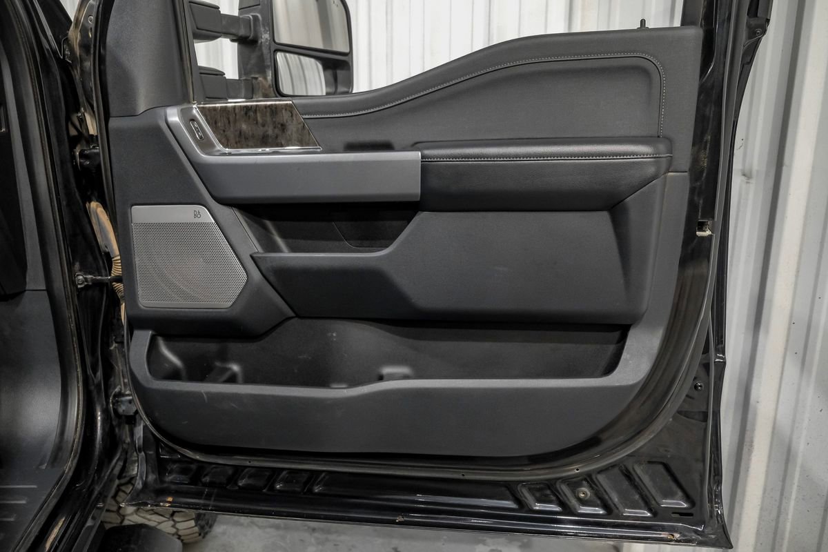 Used 2023 Ford F250 Lariat w/ Sport Appearance Package image 46