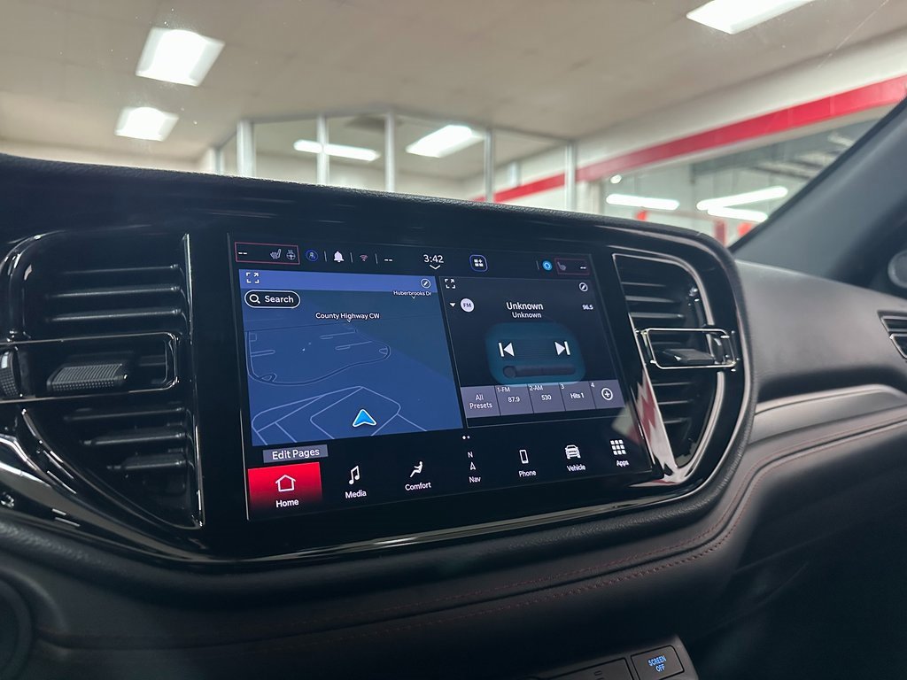 Certified 2025 Dodge Durango GT image 21