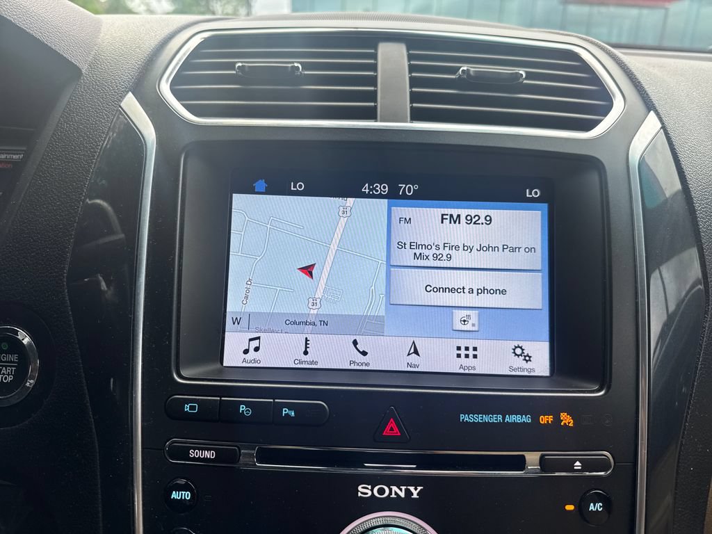 Used 2017 Ford Explorer Limited w/ Equipment Group 301A FWD image 19