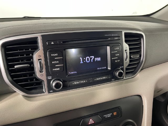Used 2017 Kia Sportage LX AWD/4WD image 7