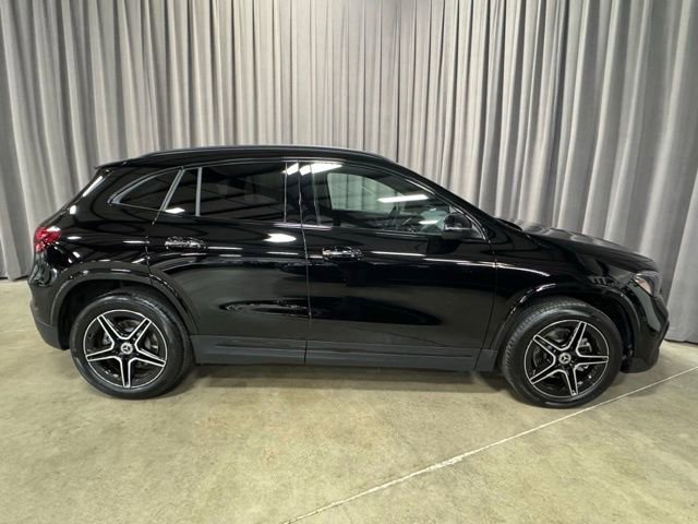 Used 2024 Mercedes-Benz GLA 250 4MATIC image 4