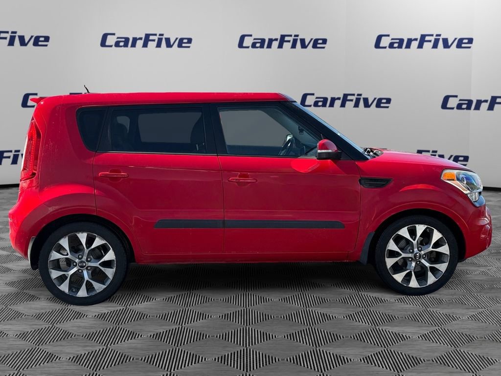 Used 2013 Kia Soul ! w/ Premium Pkg FWD image 4
