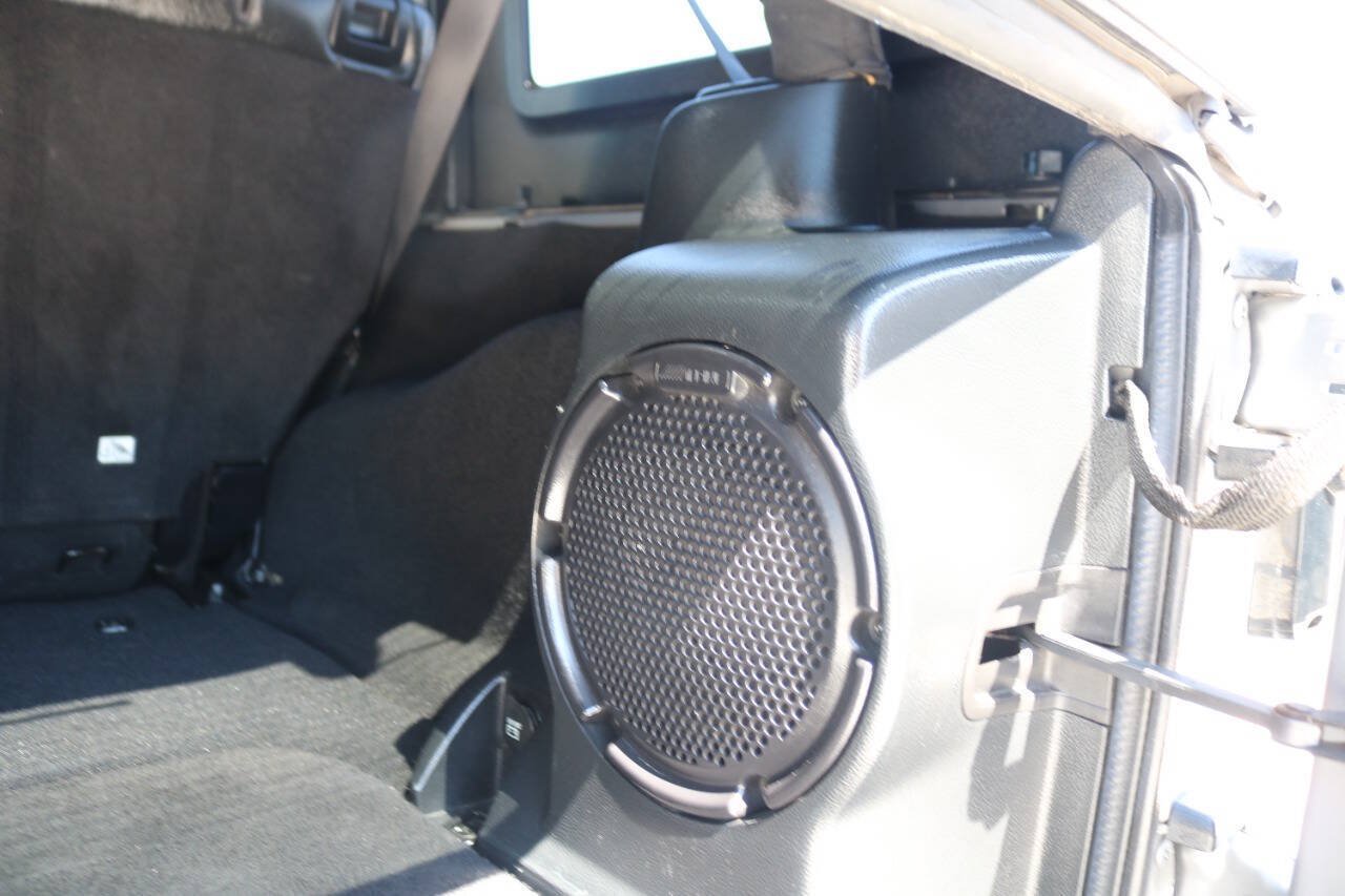 Used 2014 Jeep Wrangler Unlimited Rubicon AWD/4WD image 97