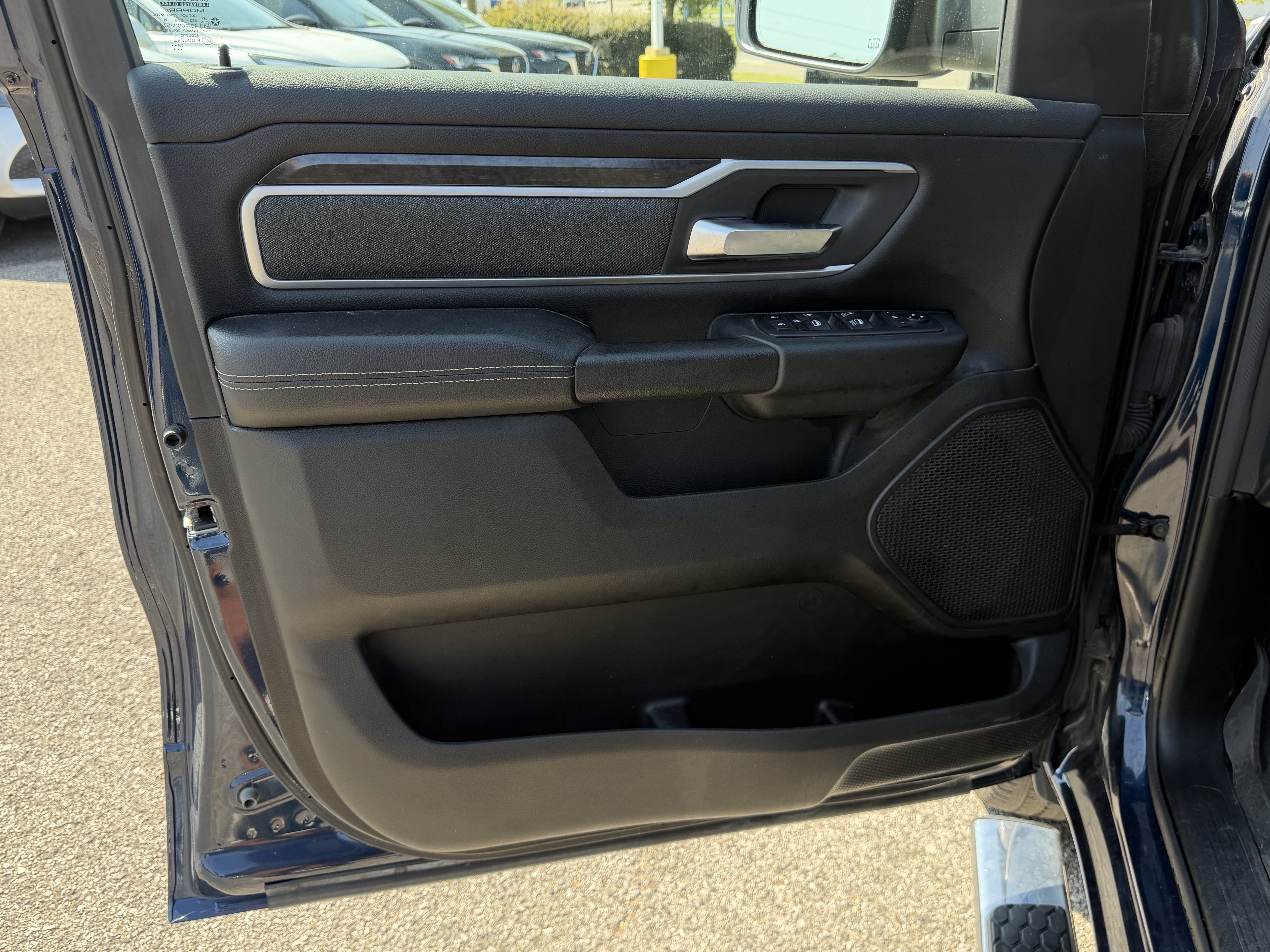 Used 2020 RAM 1500 Big Horn AWD/4WD image 14