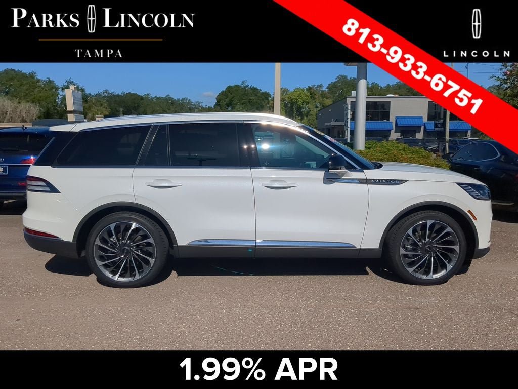 Used 2026 Lincoln Aviator Reserve w/ Luxury Package RWD image 3