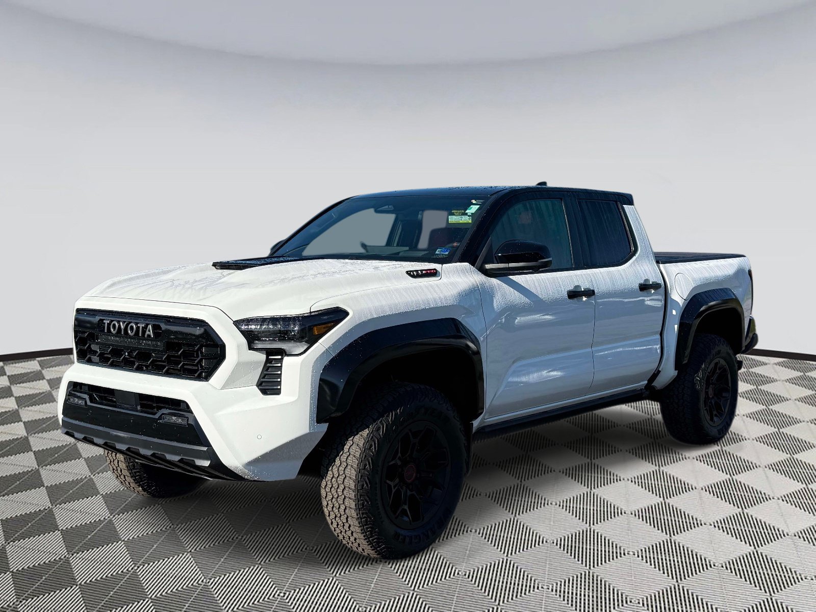 Used 2024 Toyota Tacoma TRD Pro AWD/4WD image 5