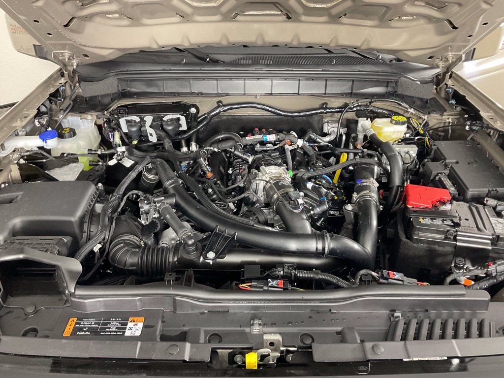 New 2026 Ford Bronco Outer Banks w/ Sasquatch Package AWD/4WD image 9