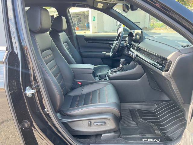 Used 2025 Honda CR-V Sport Touring image 9
