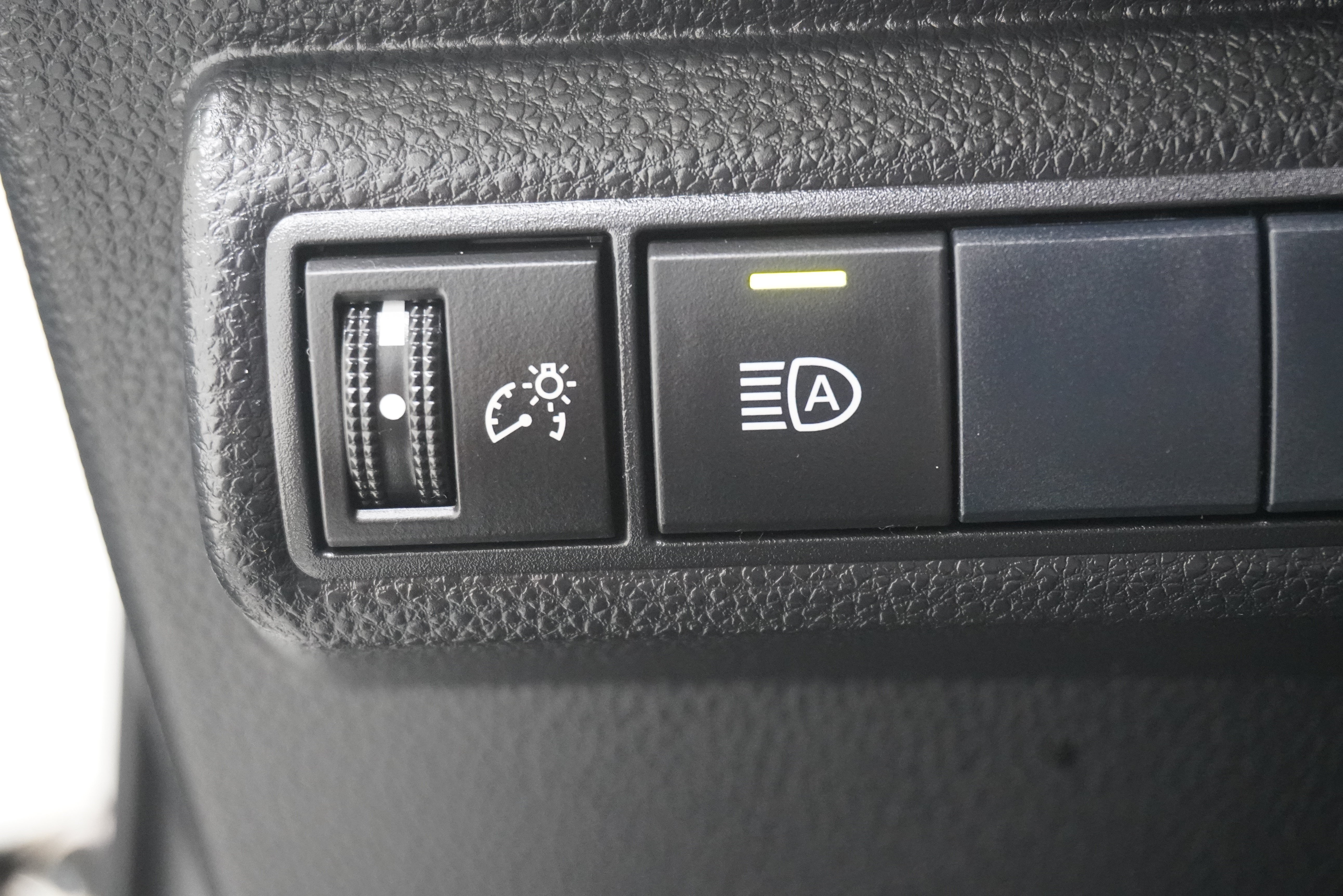 Used 2020 Toyota Corolla XLE FWD image 22