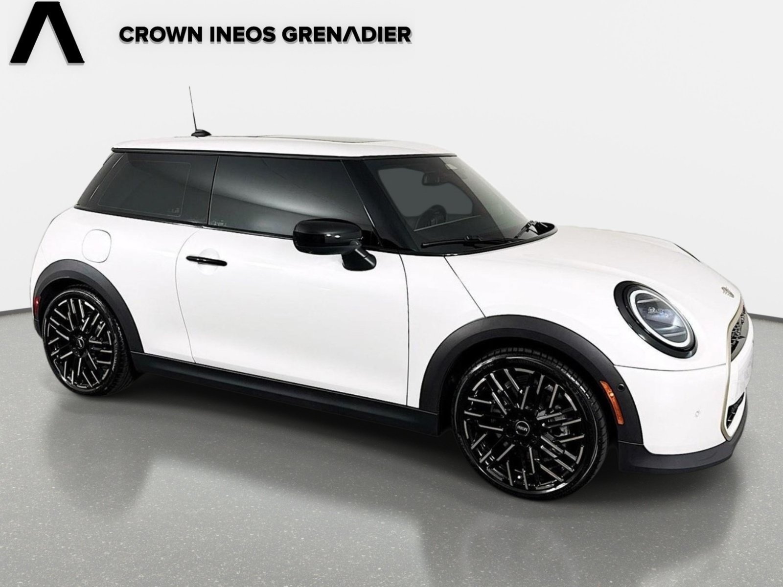 Used 2025 MINI Cooper S FWD image 3