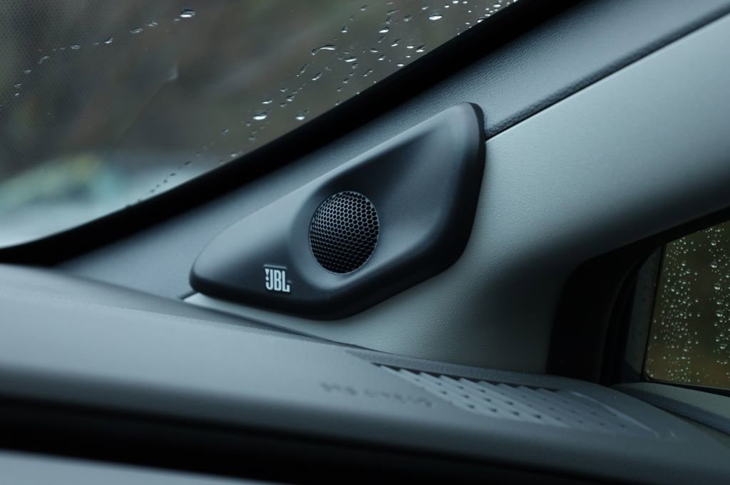 Used 2024 Toyota Prius Limited image 36