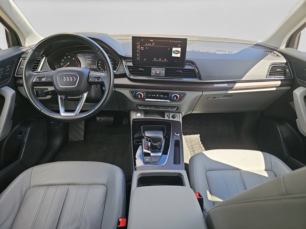 Used 2022 Audi Q5 2.0T Premium w/ Convenience Package AWD/4WD image 15