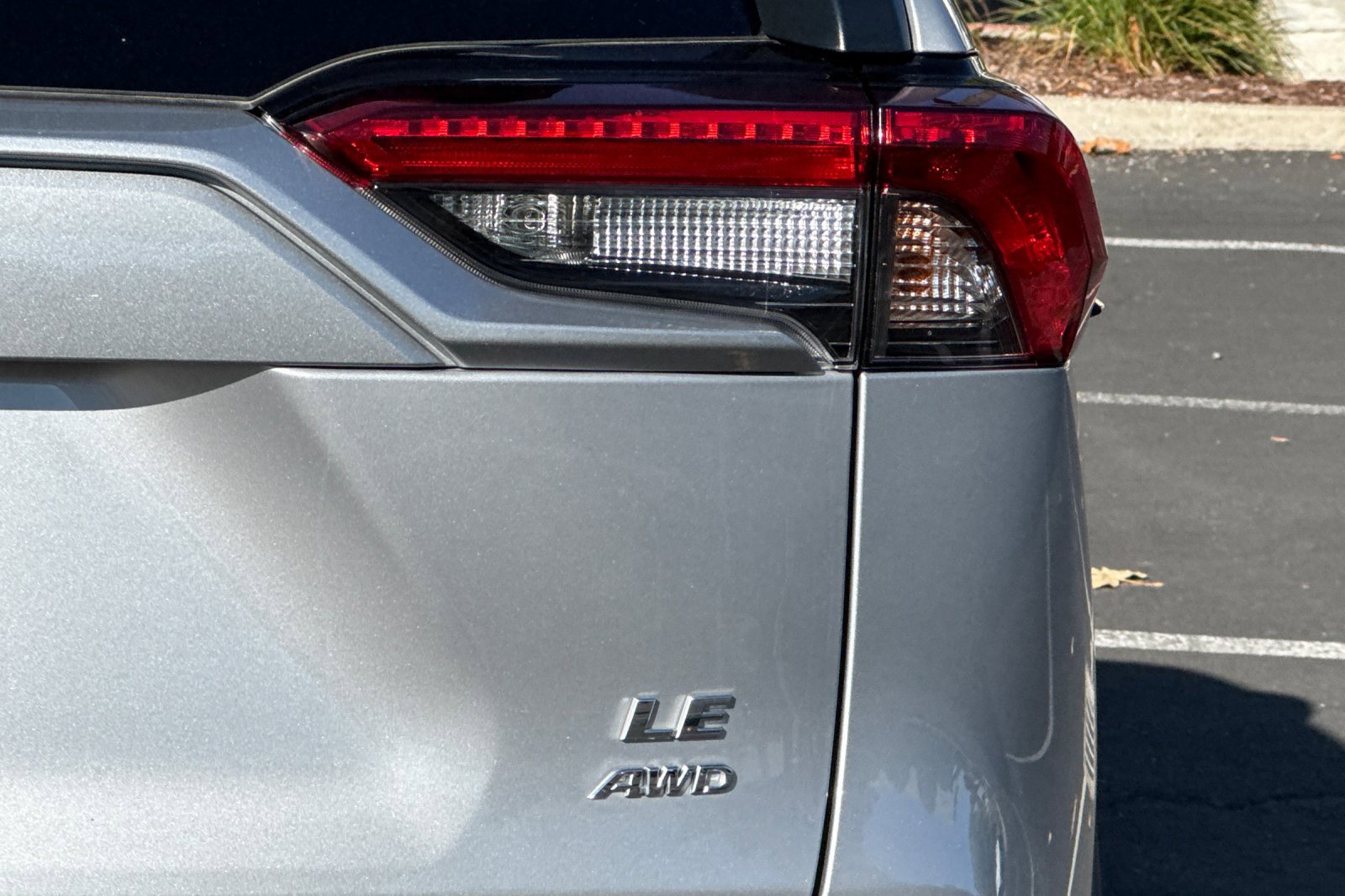 Used 2024 Toyota RAV4 LE image 32