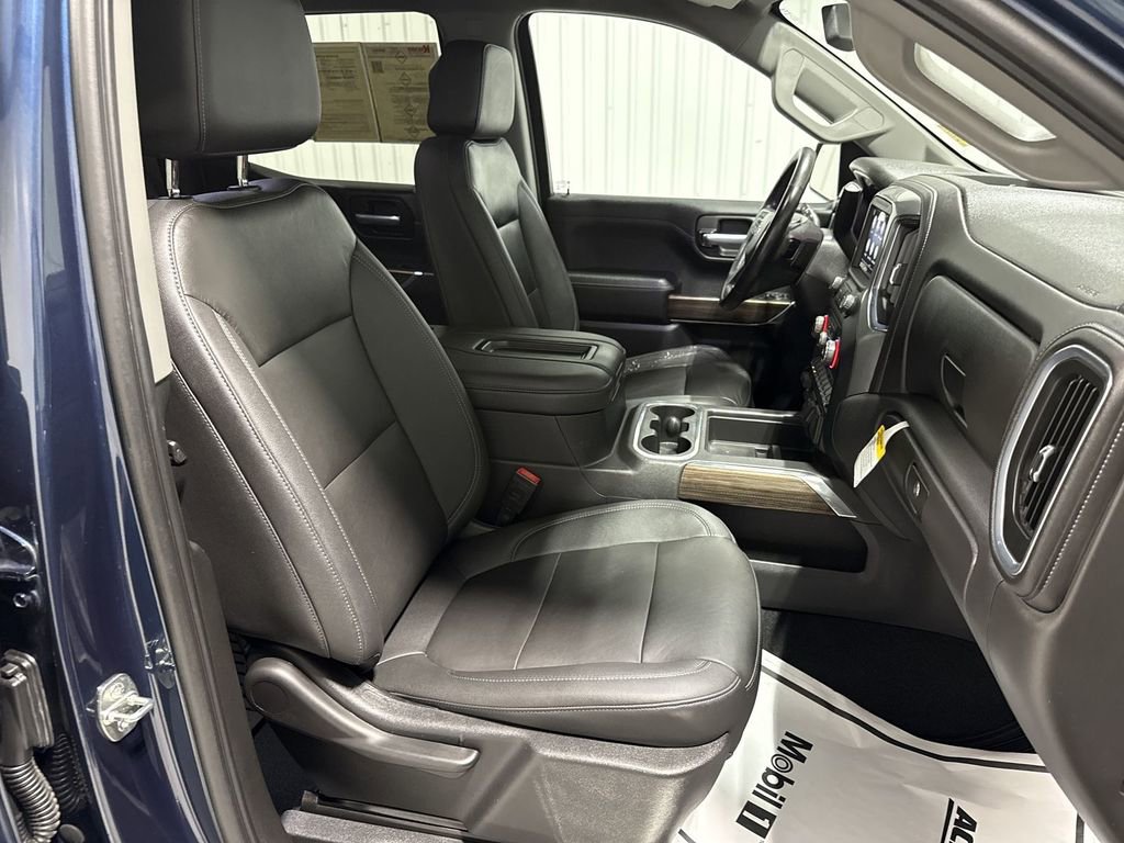 Used 2021 Chevrolet Silverado 1500 LT Trail Boss w/ Convenience Package II image 29