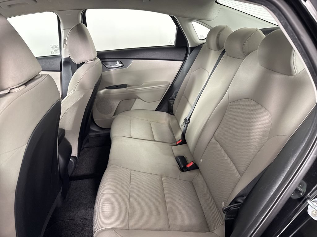 Used 2019 Kia Forte LXS FWD image 25