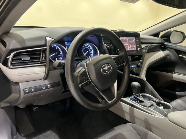 Used 2022 Toyota Camry LE w/ Convenience Package image 9
