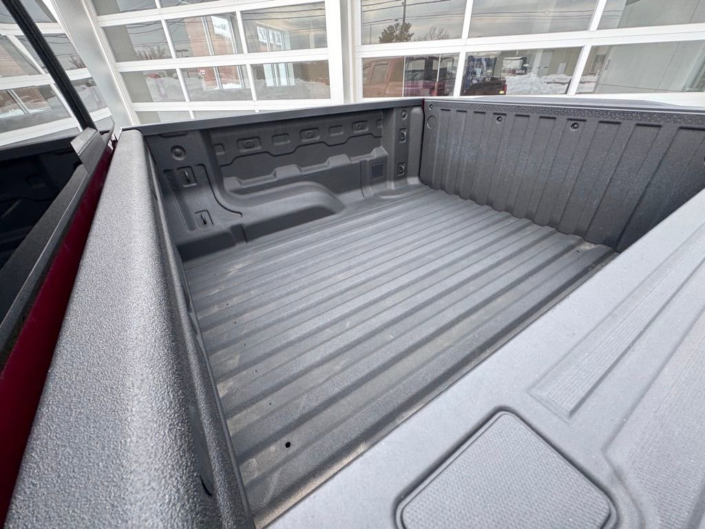 Used 2025 Chevrolet Colorado W/T w/ Advanced Trailering Package image 30