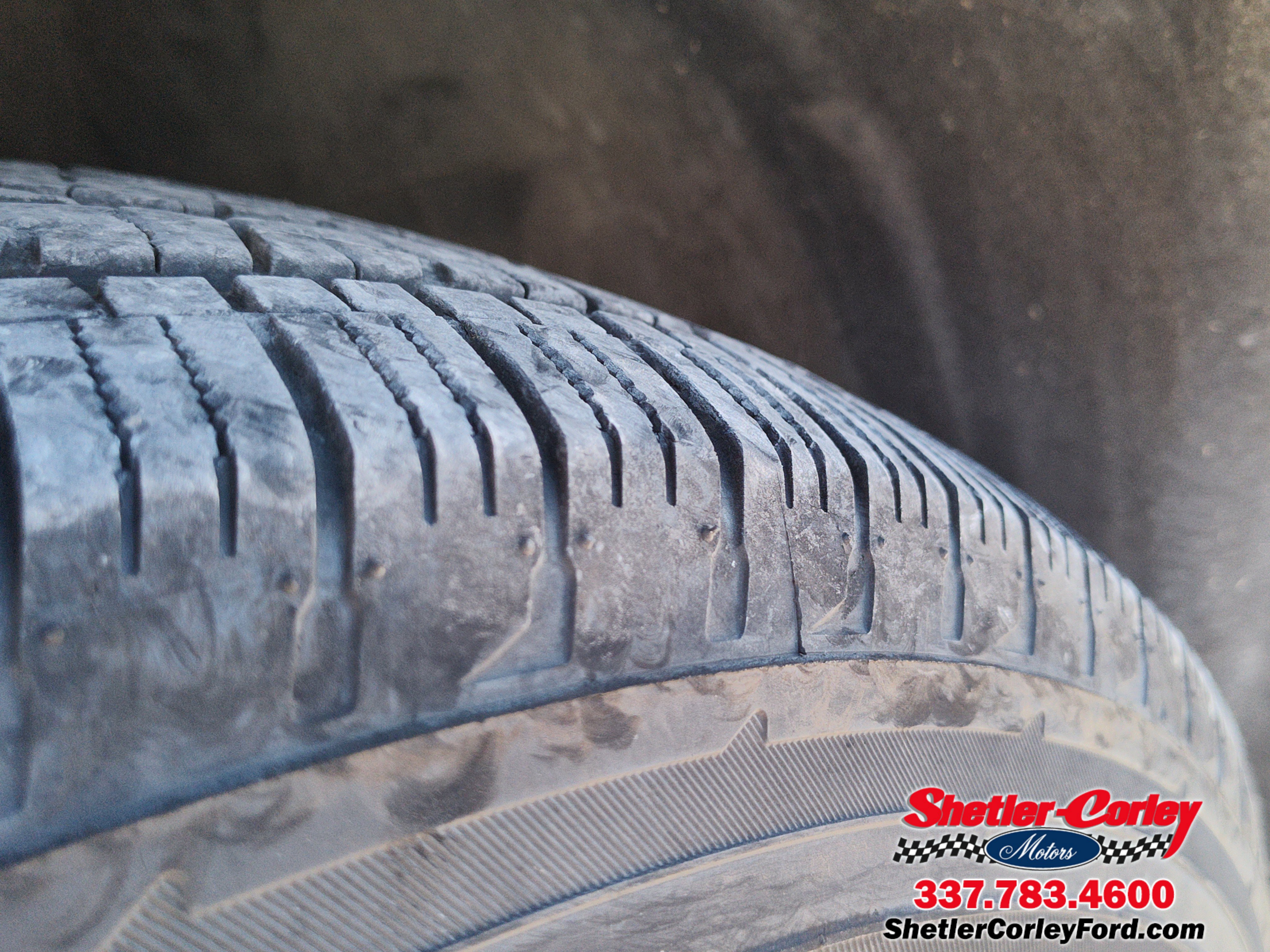 Used 2023 Ford Explorer XLT w/ Equipment Group 202A image 13