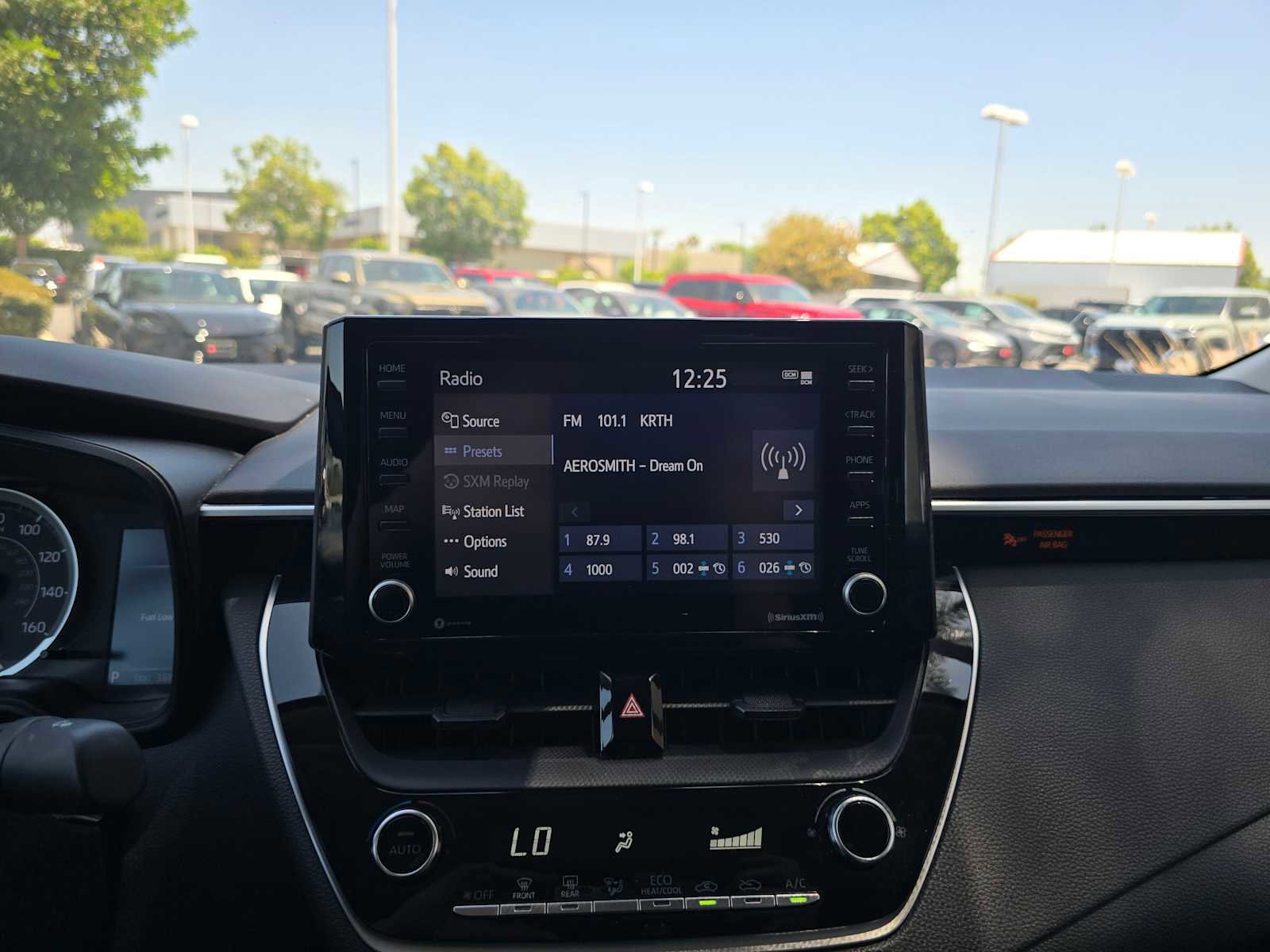 Certified 2022 Toyota Corolla LE FWD image 28