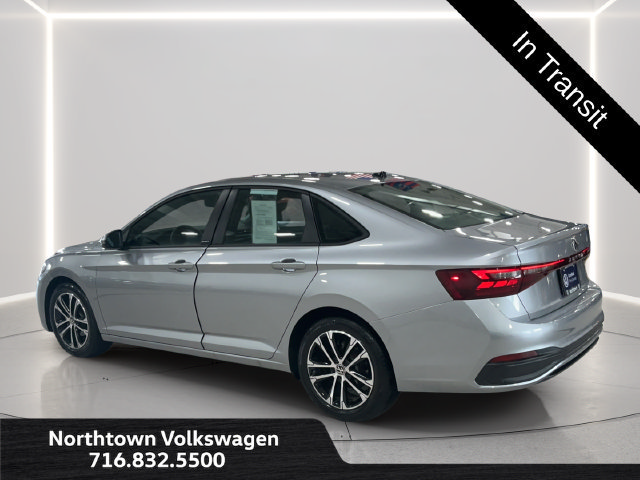 Used 2026 Volkswagen Jetta Sport FWD image 3