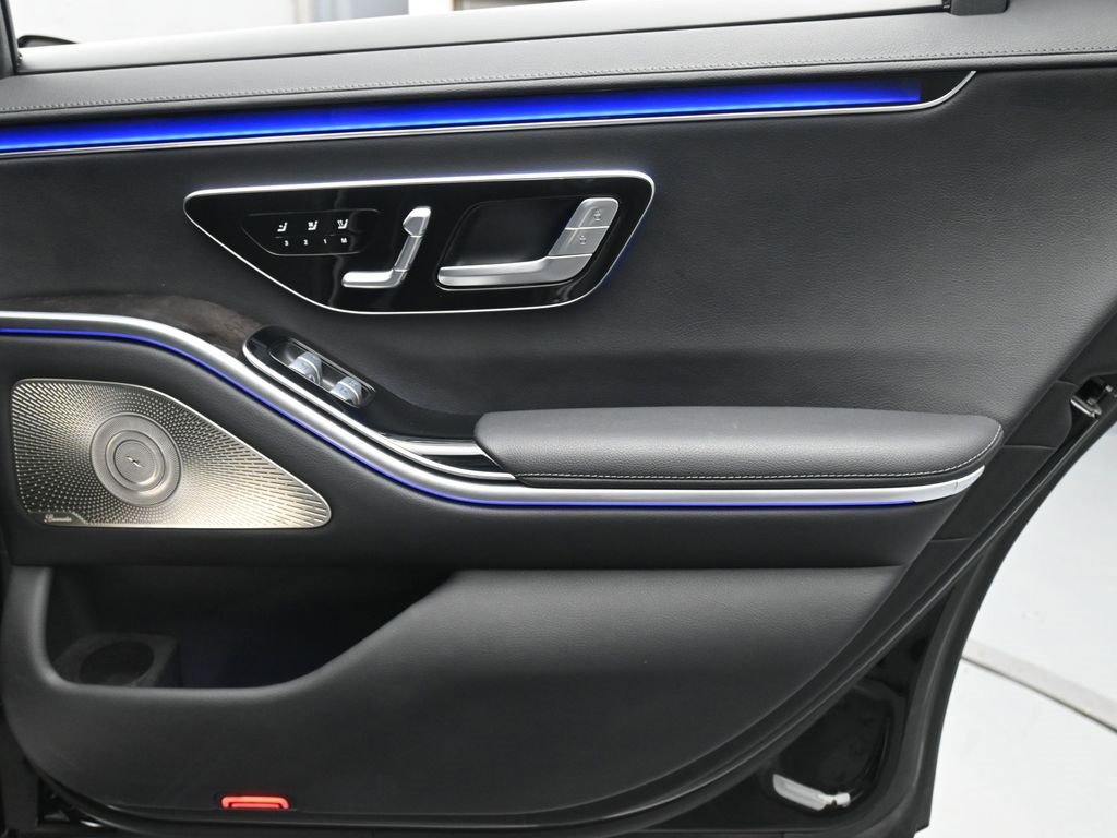 Used 2023 Mercedes-Benz S 580 4MATIC Sedan image 21