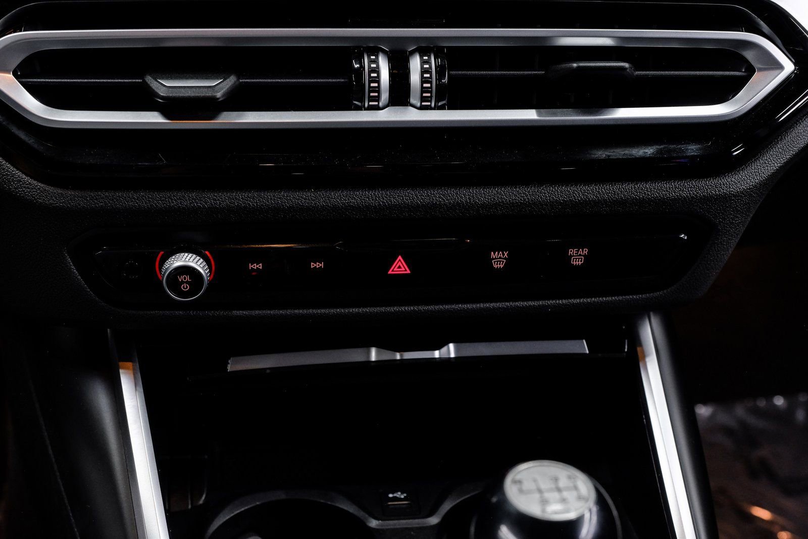 Used 2023 BMW M2 w/ Lighting Package image 32