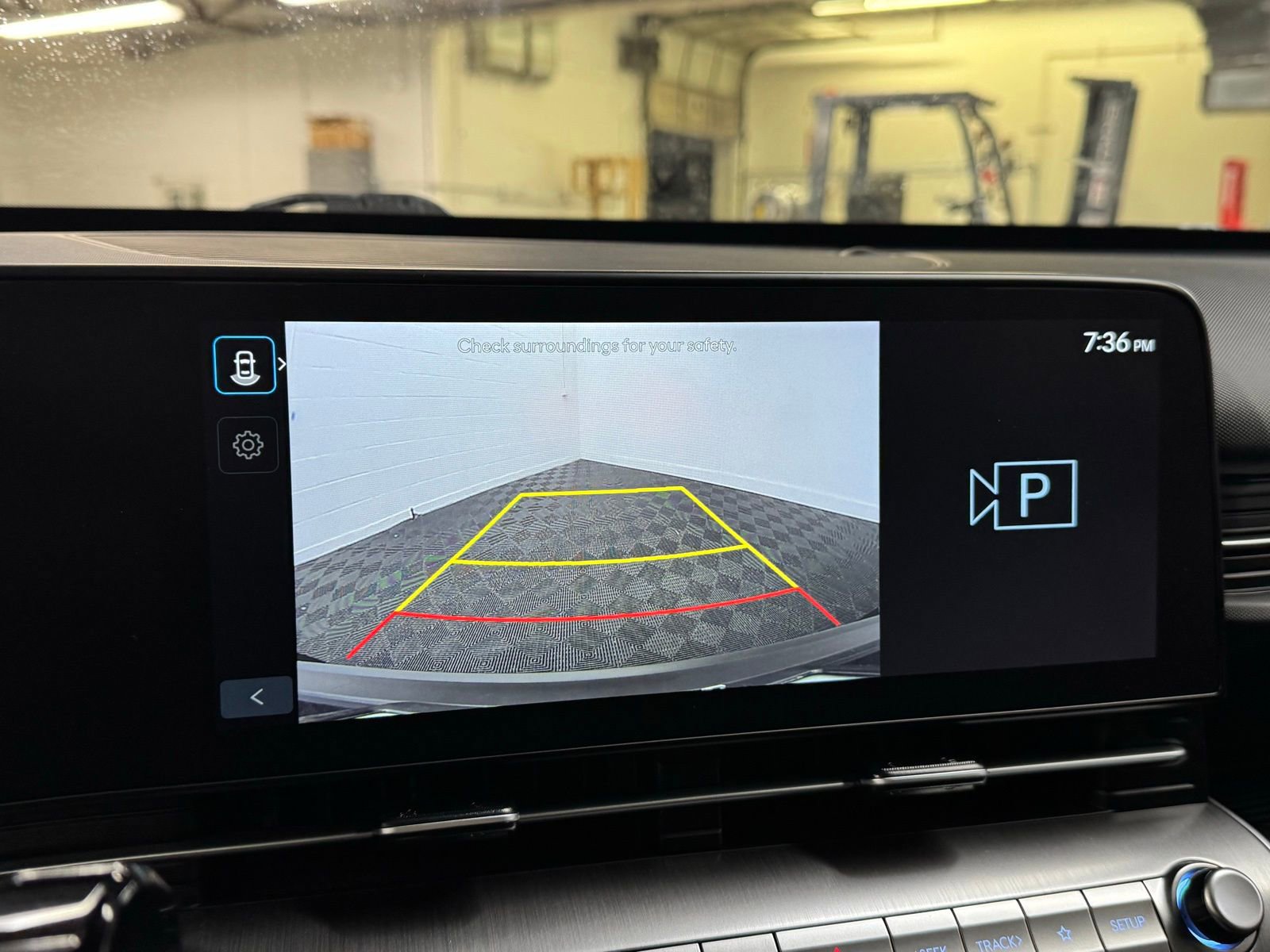 Used 2025 Hyundai Kona SEL image 12