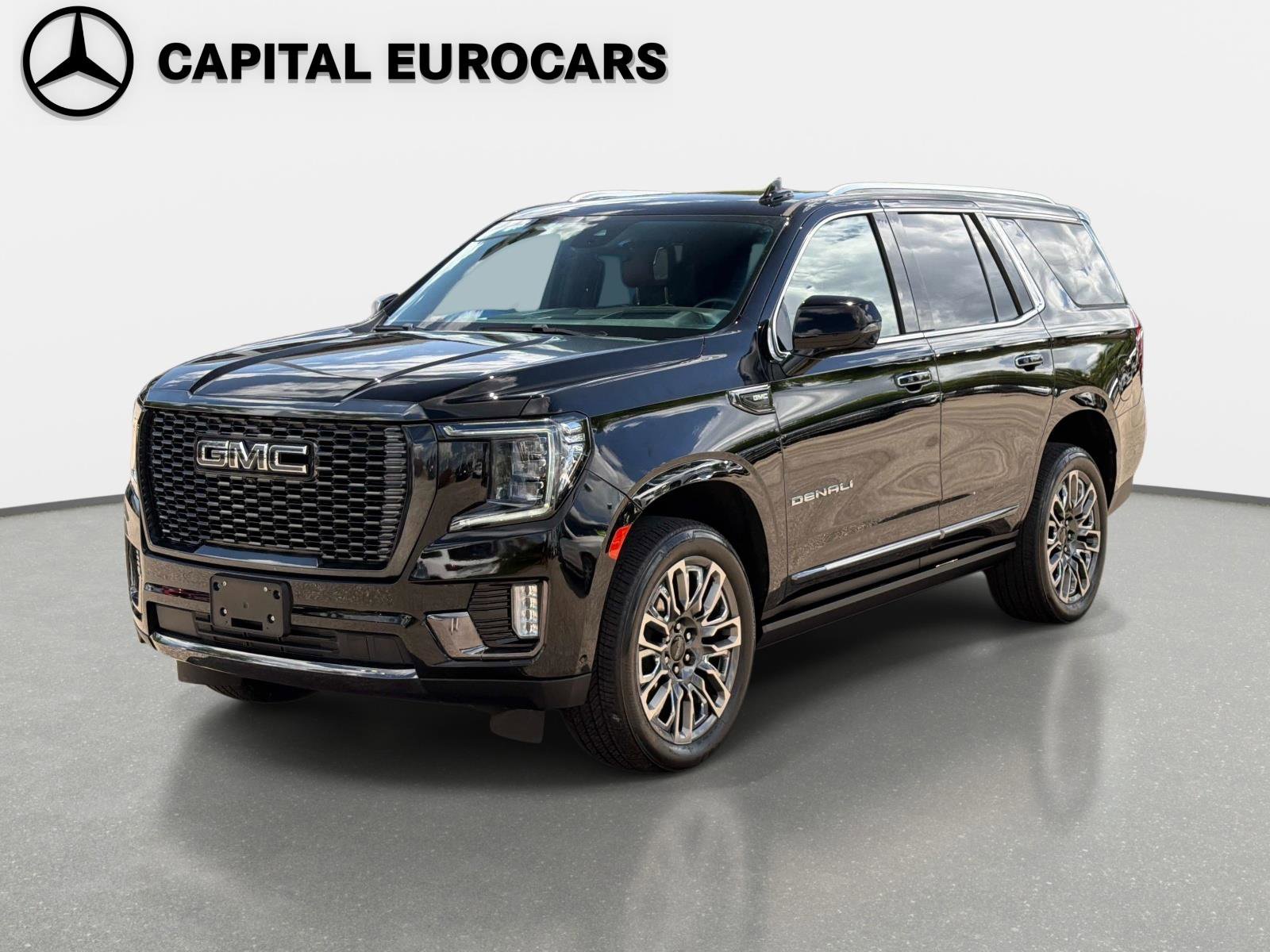 Used 2023 GMC Yukon Denali Ultimate image 1