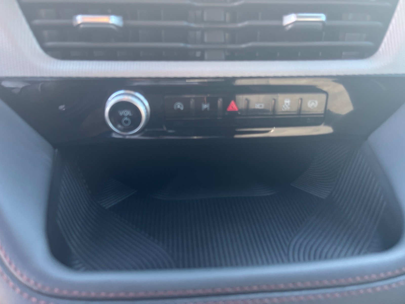 New 2027 Ford Explorer Active AWD/4WD image 15