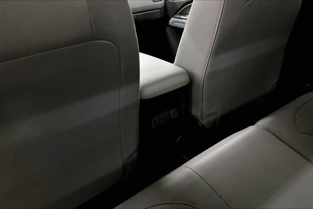 Used 2016 Chevrolet Colorado LT w/ LT Convenience Package image 11