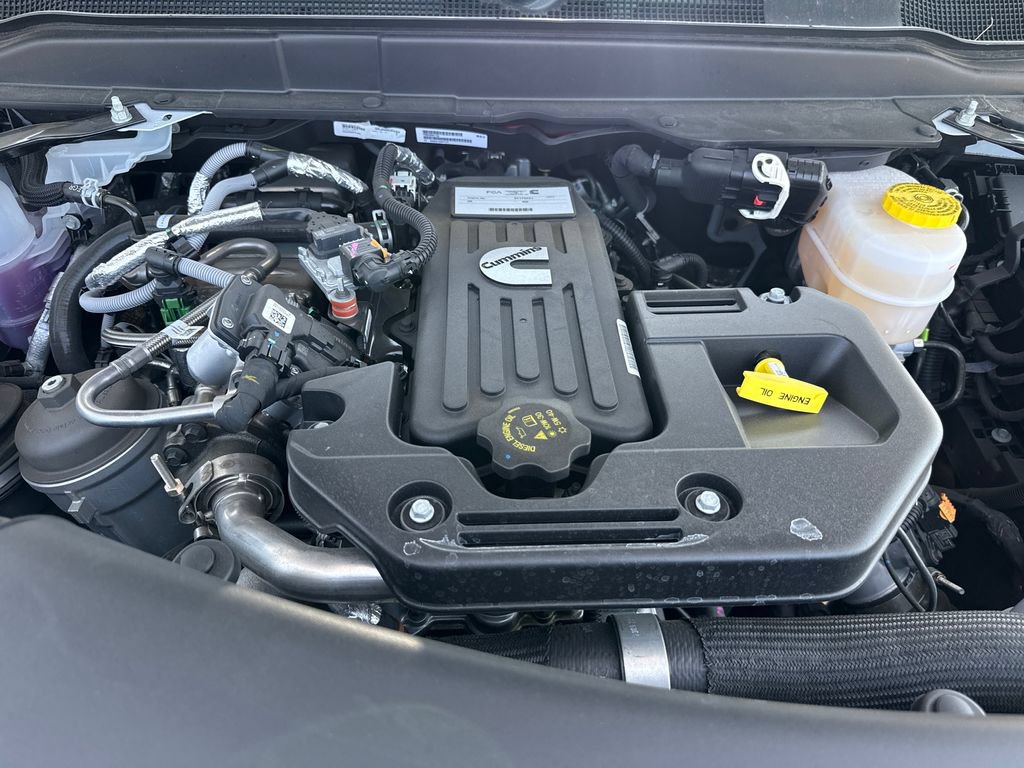 New 2026 RAM 2500 Big Horn AWD/4WD image 32