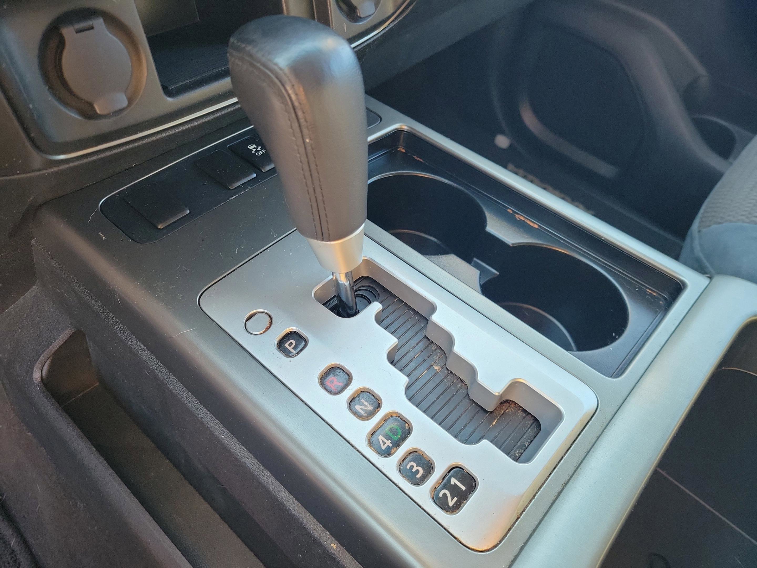 Used 2015 Nissan Armada SV w/ SV Driver Package image 10