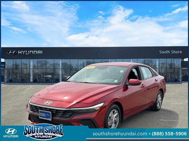 Certified 2025 Hyundai Elantra SE image 4