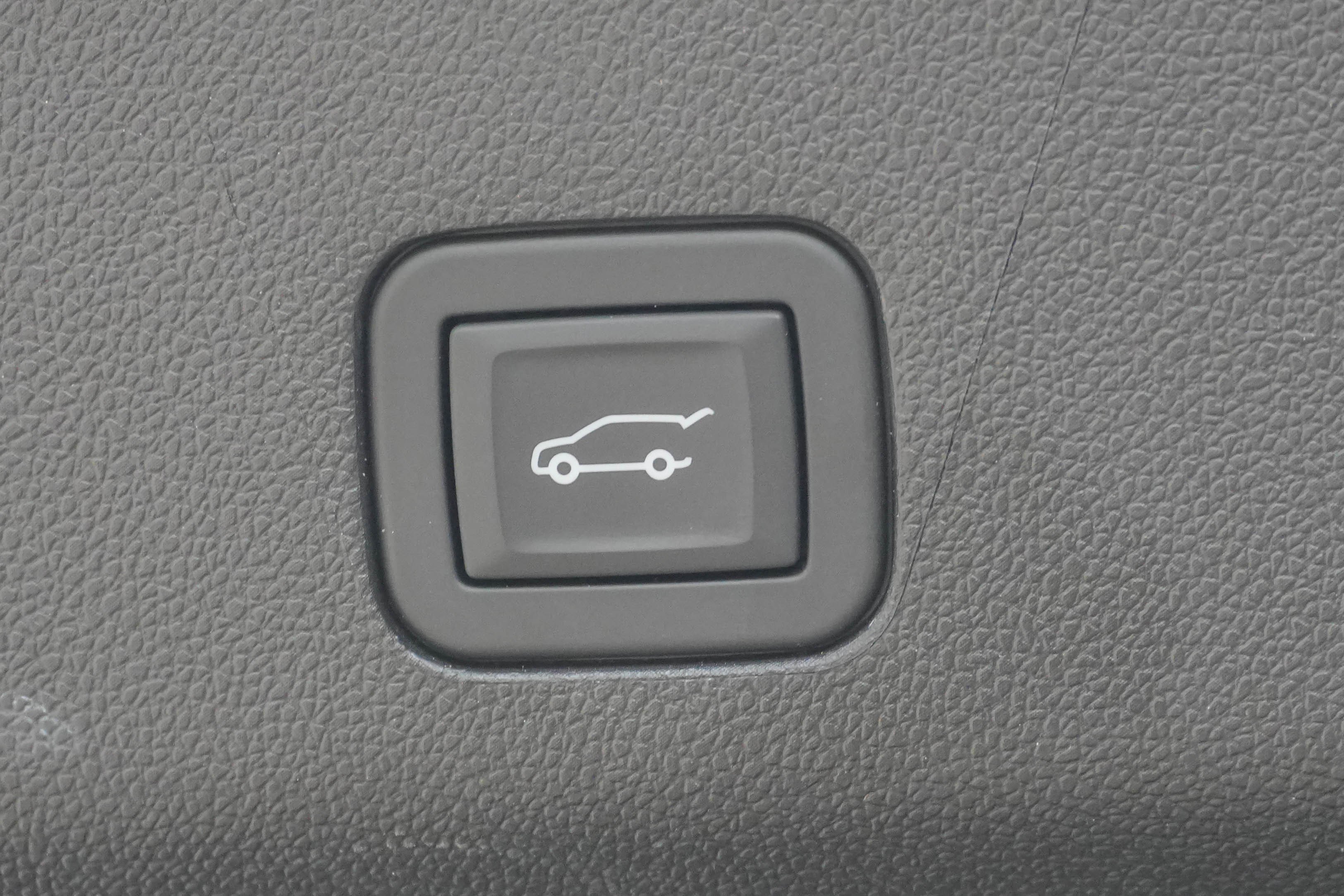 Used 2024 Cadillac Escalade Sport Platinum image 32