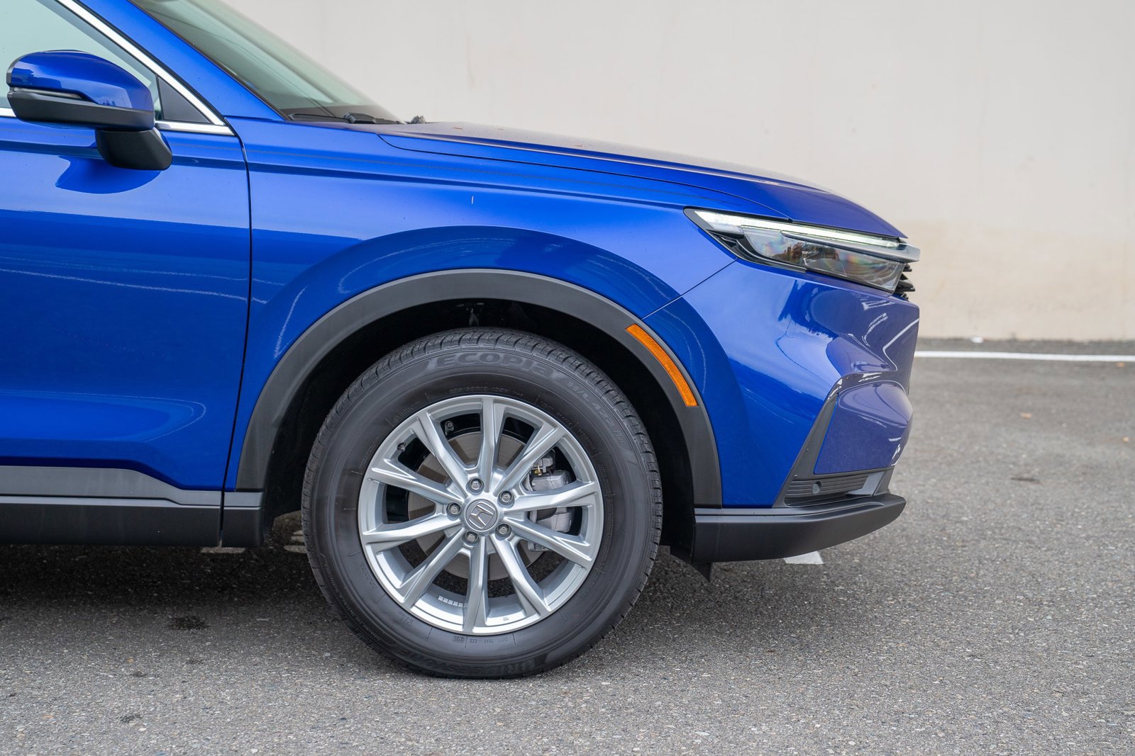 Used 2025 Honda CR-V EX-L image 9