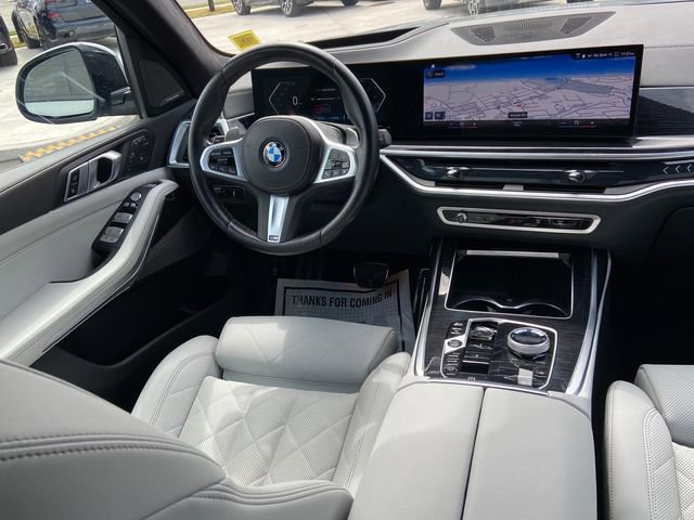 Certified 2023 BMW X7 xDrive40i w/ M Sport Package image 10