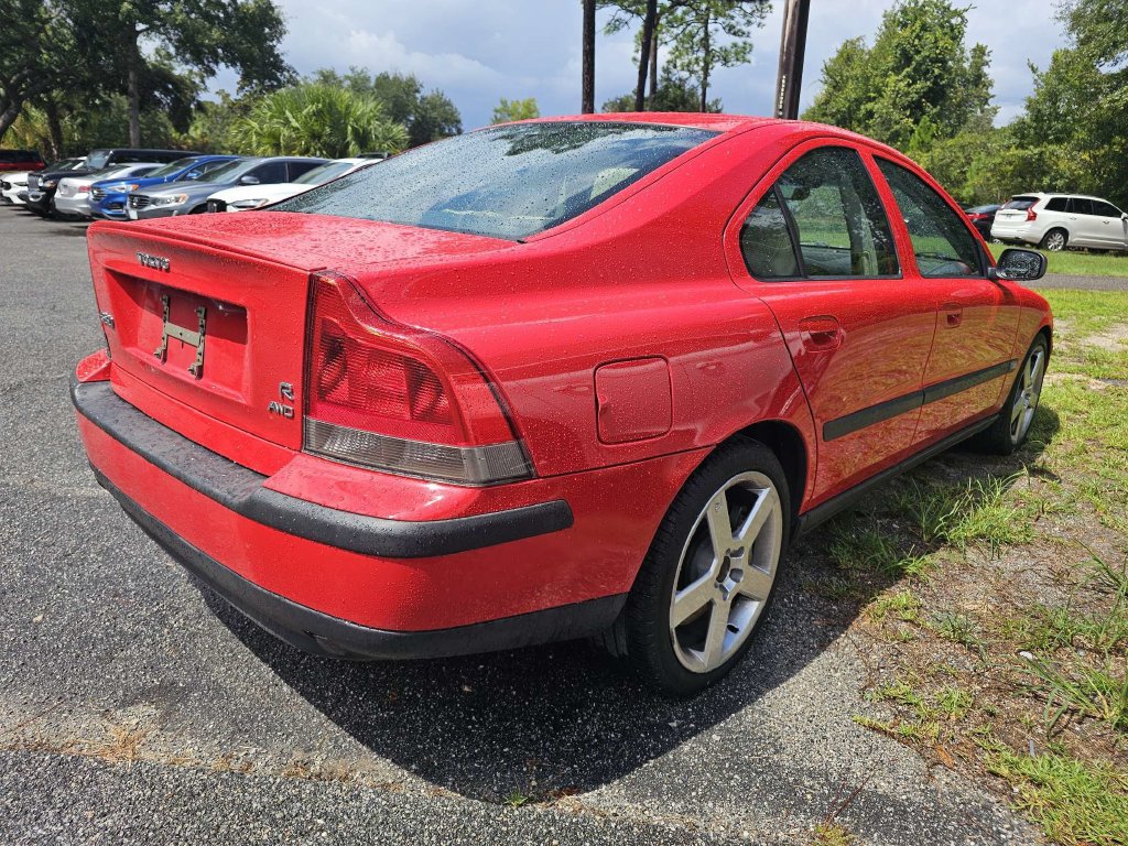 Used 2004 Volvo S60 R AWD/4WD image 2