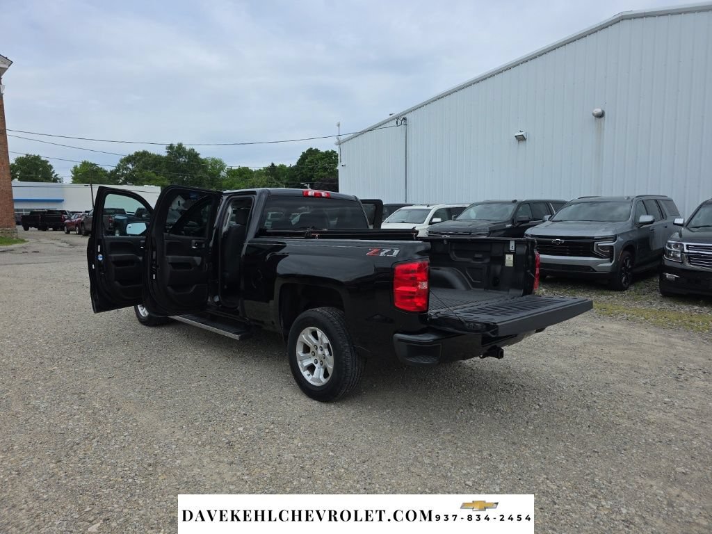 Used 2018 Chevrolet Silverado 1500 LT w/ All Star Edition AWD/4WD image 28