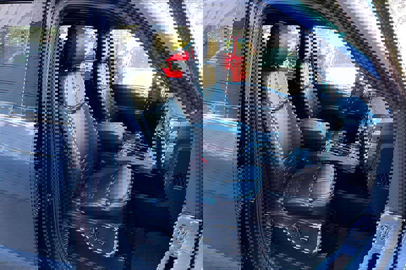 Certified 2021 Ford F150 Platinum w/ Equipment Group 701A High image 9