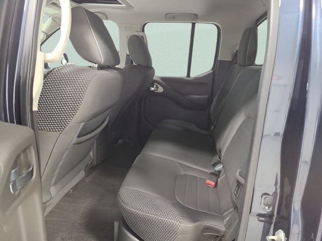 Used 2016 Nissan Frontier PRO-4X AWD/4WD image 17
