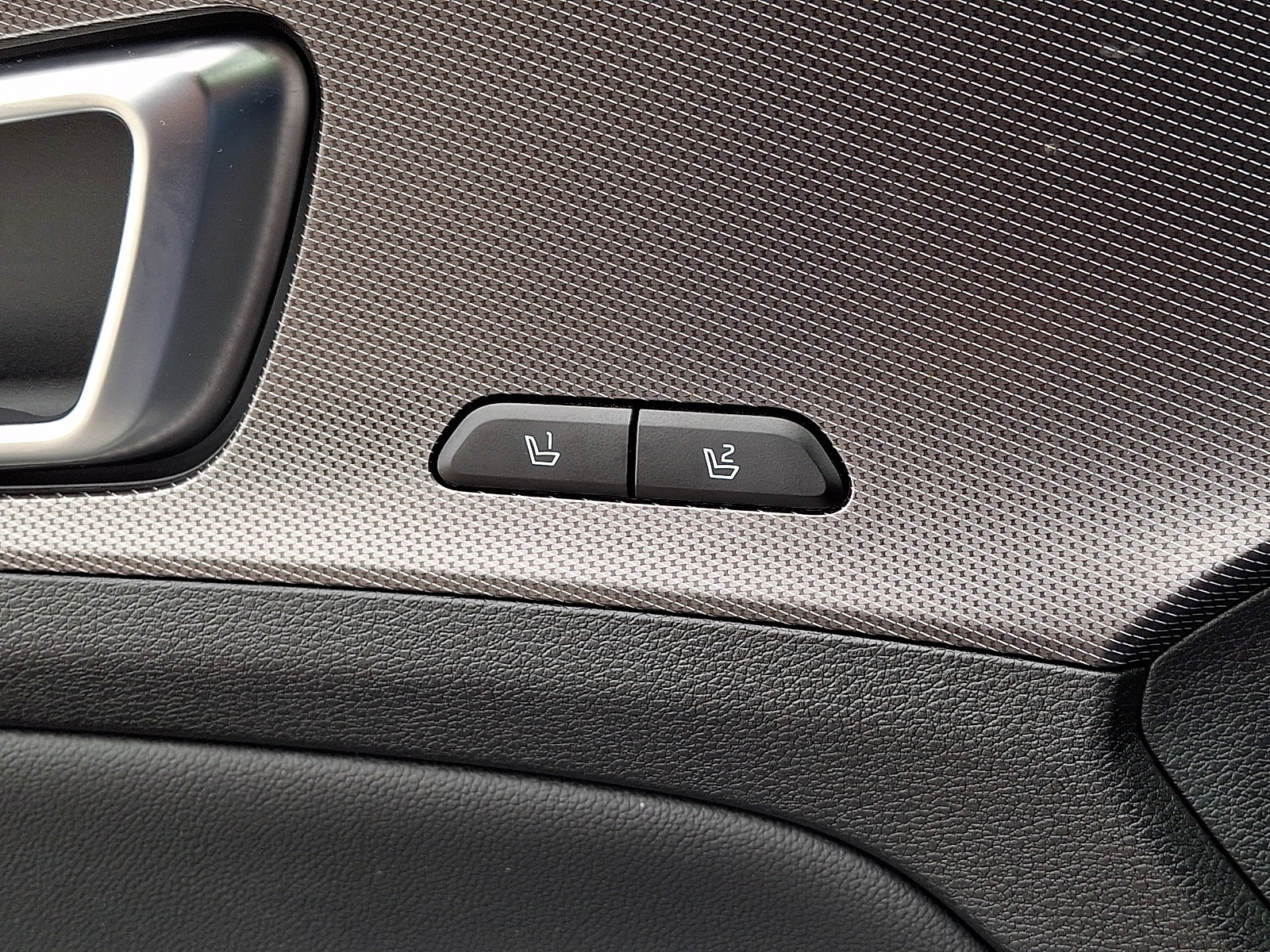 Certified 2024 Kia Sportage SX FWD image 28