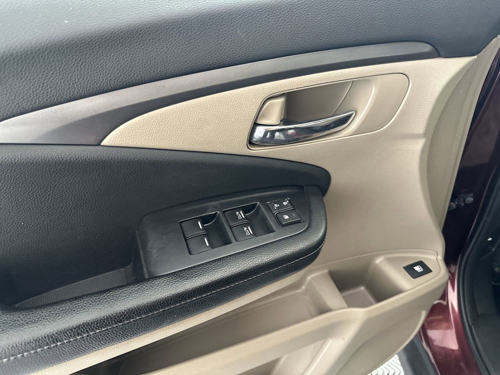 Used 2017 Honda Ridgeline RTL-T image 13