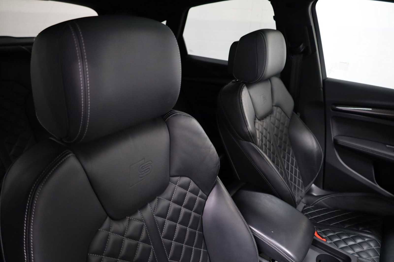 Used 2023 Audi SQ5 Premium Plus w/ Premium Plus Package image 21