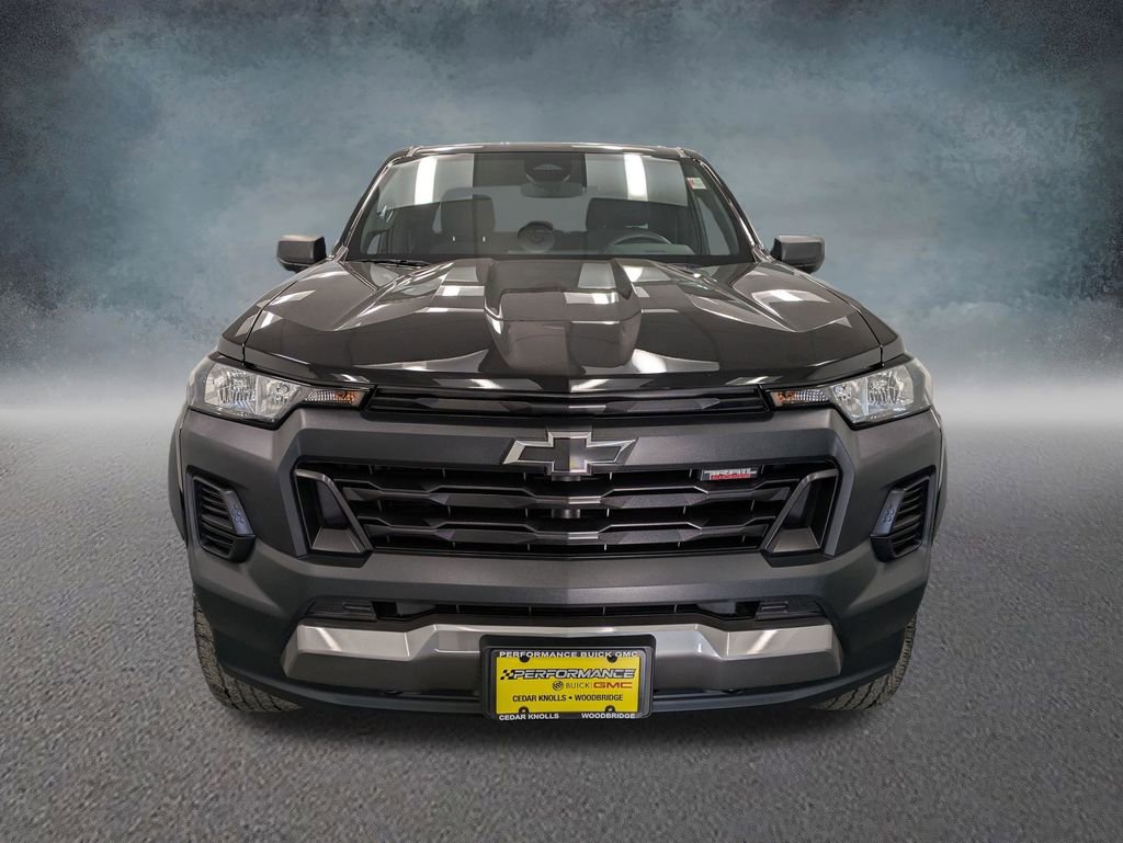 Used 2023 Chevrolet Colorado Trail Boss w/ Advanced Trailering Package AWD/4WD image 2